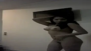 Latihan Goyang Pantat Montok Streaming